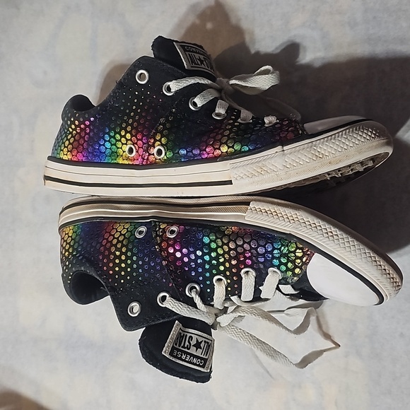 Junior Converse All-Star Sneakers 👟 - Picture 2 of 8